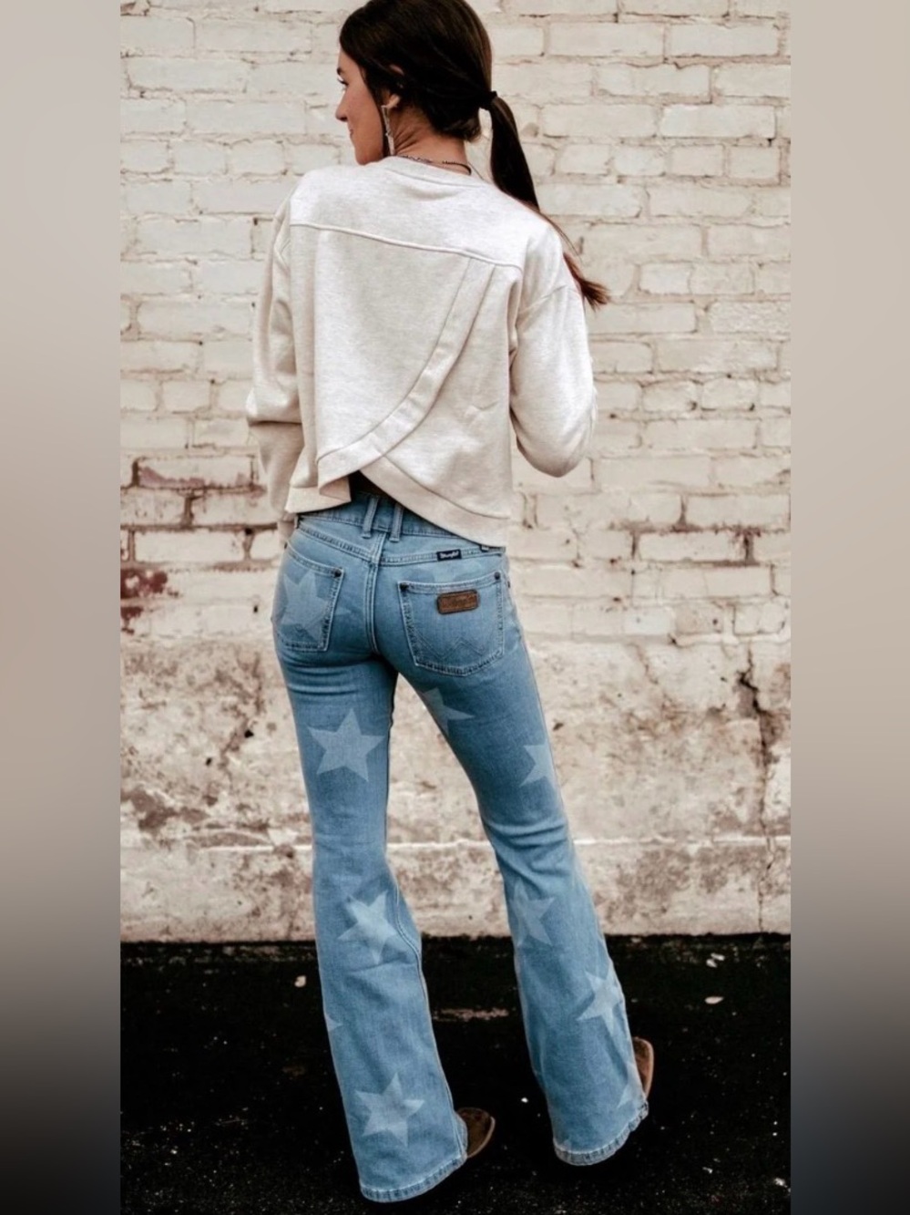 Wrangler Retro Mae Star Flare
Jeans NWT Women's 26 x 34
Western Y2K